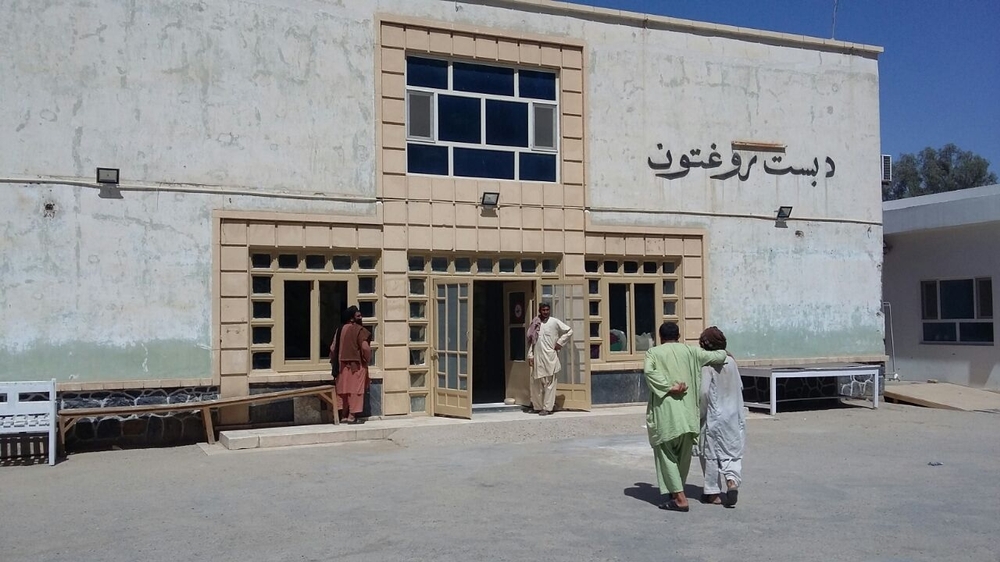 Afeganistão: pacientes ainda sofrem para conseguir chegar a hospital em Lashkar Gah
