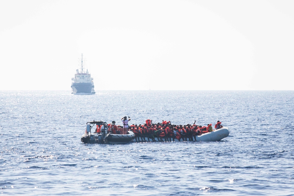 MSF condena ataque a navio de resgate no Mediterrâneo