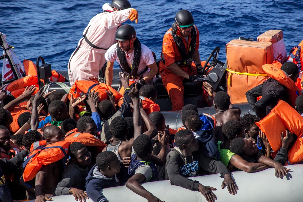 25 pessoas são encontradas mortas e 246 resgatadas por MSF em mais um dia trágico no Mediterrâneo