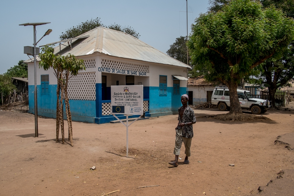 Guiné-Bissau: tratando a pequena Aua