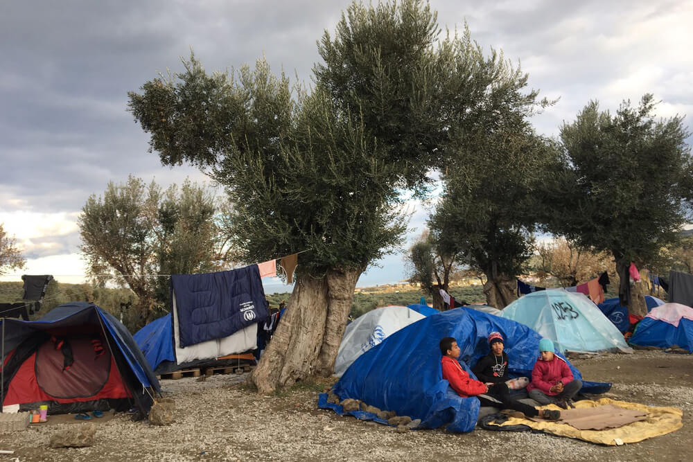 Ilhas gregas: famílias à beira de uma emergência humanitária