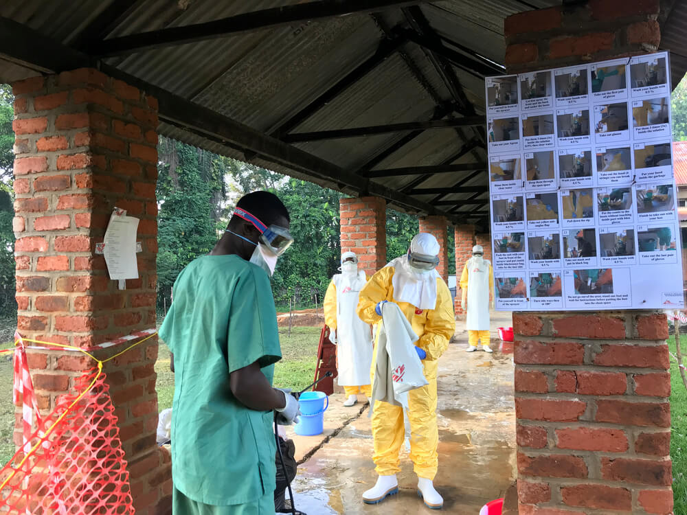 Médicos Sem Fronteiras começa vacinação contra Ebola