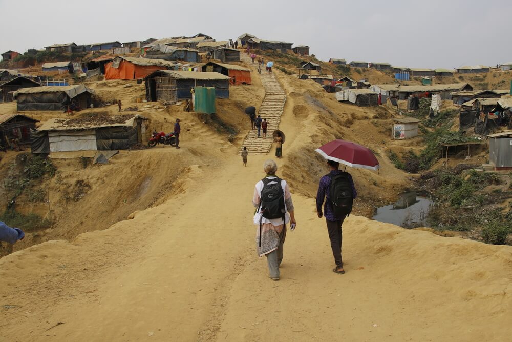 Ser rohingya em Bangladesh: "eu chorei a noite toda"