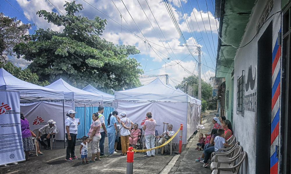 MSF facilita o acesso a cuidados de saúde em San Salvador e Soyapango