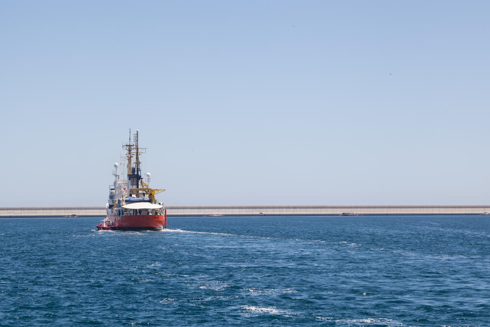 Navio de busca e salvamento Aquarius é autorizado a aportar em Malta