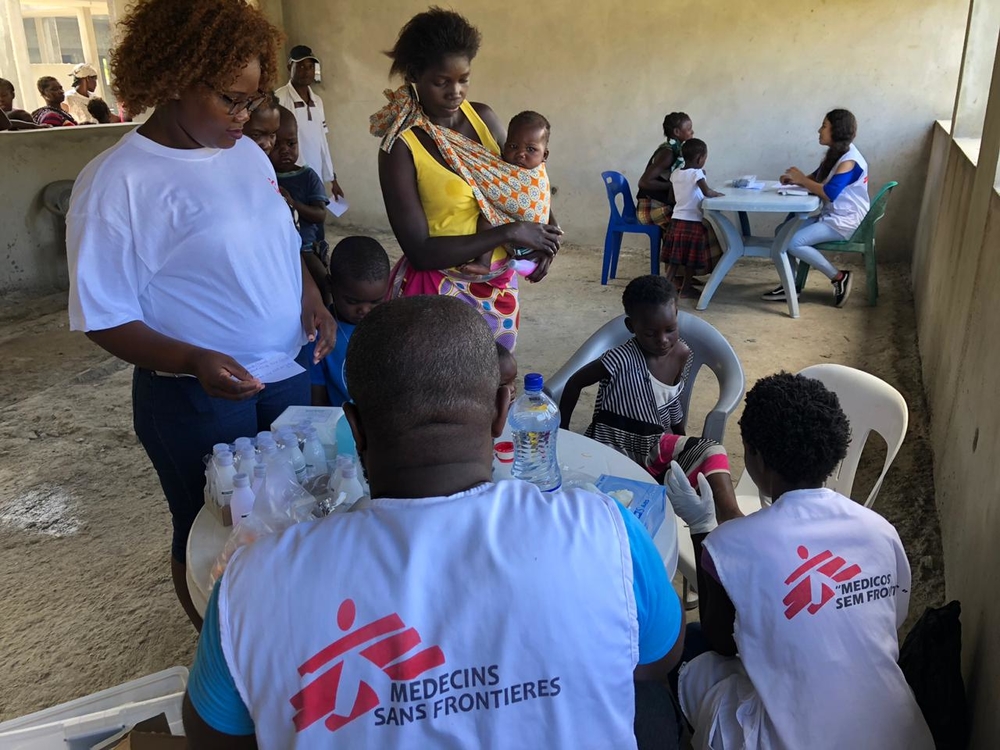 MSF atende pacientes e põe em prática ação humanitária de grande escala em Moçambique