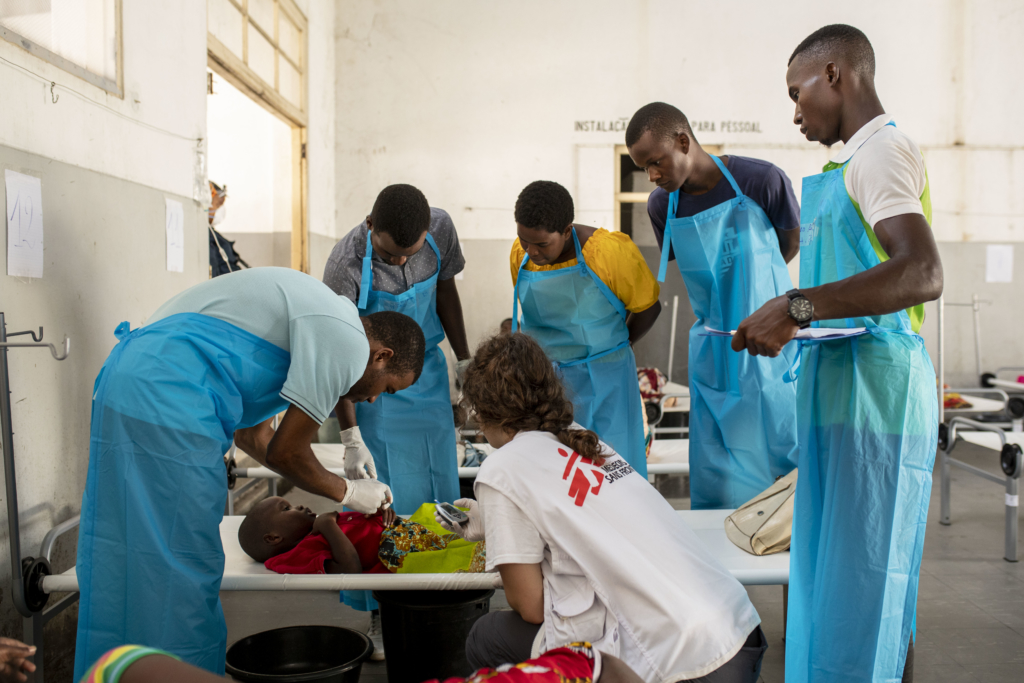 Centro MSF de Tratamento de Cólera em Mar Azul, Beira, Moçambique