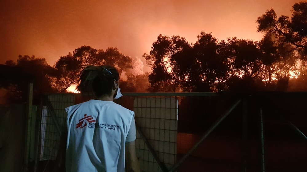 Grécia: incêndio destrói campo de Moria e deixa 12 mil pessoas desalojadas