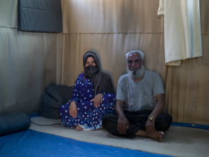 A realidade de famílias sírias que vivem refugiadas nas ilhas gregas