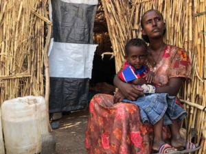 Hamdayet, Sudão: fome e cansaço extremo entre refugiados