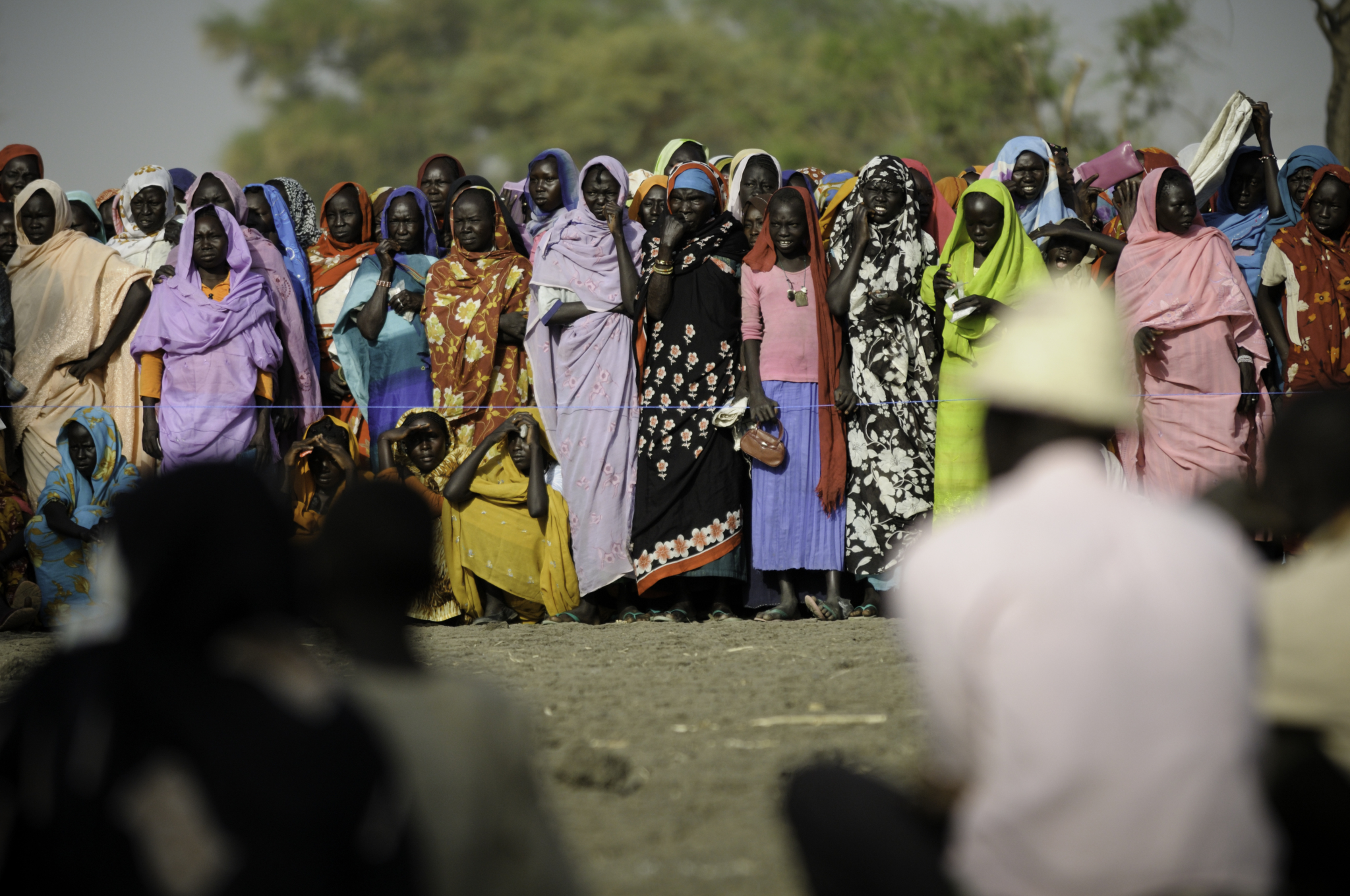 A aproximação da estação de chuvas vai dificultar o acesso aos acampamentos de Doro e Jamam, onde se encontram mais de 80 mil pessoas que fugiram dos conflitos do estado do Nilo Azul. Desde novembro de 2011, MSF oferece assistência médica nos acampamentos e em clínicas móveis que percorrem a fronteira com o Sudão.