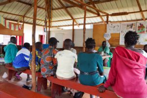 Pacientes na Clínica Jansuk, no condado de Yei, no Sudão do Sul. ©Manon Massiat/MSF