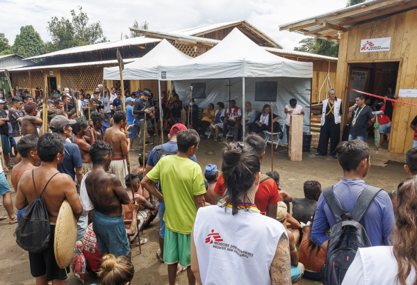 Com apoio de MSF, é inaugurada nova instalação para atendimento na Terra Indígena Yanomami