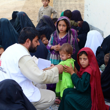 2014-08-01-refugiados-paquistaneses-afeganistao-msb11020