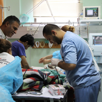 2014-08-05-depoimento-medica-gaza-msb10833
