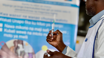 Campanha de vacinação contra o sarampo feita por MSF, em parceria com autoridades locais, na República Democrática do Congo. Março de 2026. ©MSF