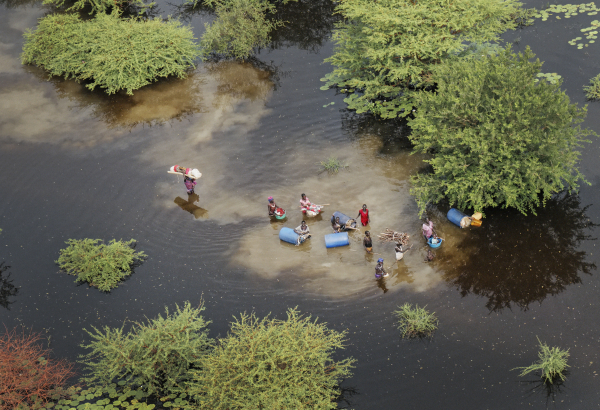 Em 2022, enchentes no estado de Unity, no Sudão do Sul, afetaram milhares de pessoas. Casas, plantações e unidades de saúde foram submersos pelas água. Bentiu, Sudão do Sul © Sean Sutton