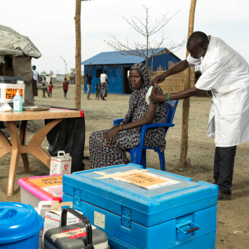 Nyekhan Gai Ghatchang is 28 years old and has four children.

Nyekhan's mother had previously had hepatitis E and Nyekhan saw the terrible impacts it had on her health. 

So when MSF recently carried out a hepatitis E vaccination campaign in Bentiu internally displaced person camp, Nyekhan ensured she went and got vaccinated.

"It very good now that we have got the vaccine. At least people are not suffering from hepatitis E like before. My mother went through tough situations because there were no vaccine back then. So when I heard about the vaccine I immediately rushed to be vaccinated because I never want what happen to my mother to happen to any of us", said Nyekhan.