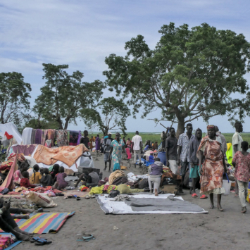 Repatriados recém-chegados no porto de Bulukat, em Malakal, no Estado do Alto Nilo. © Gale Julius Dada/MSF