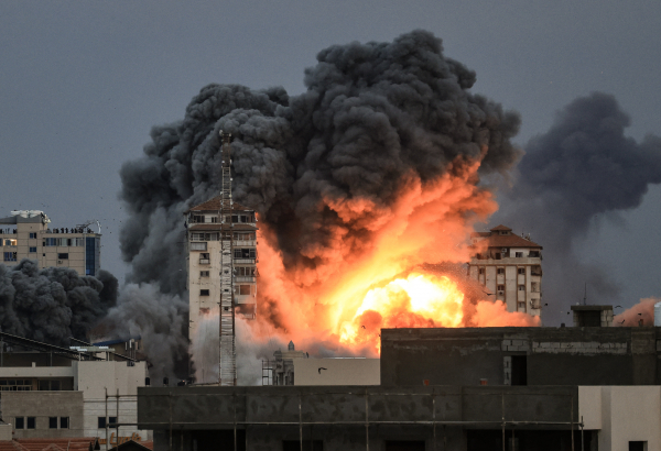 Explosão na Cidade de Gaza, em 7 de outubro de 2023, durante ataque aéreo israelense