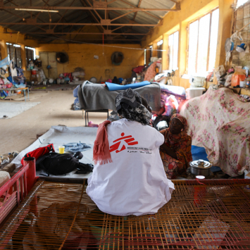 Atendimento de MSF em acampamento de Wad Madani, no Sudão. © Fais Abubakr
