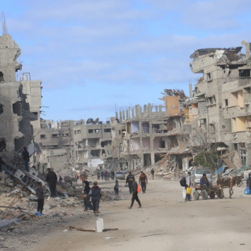 Palestinos retornam à cidade de Rafah, no sul de Gaza, Palestina. Janeiro de 2025. ©MSF