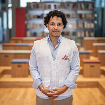 Mohamed Javid Abdelmoneim, presidente internacional de MSF © Pierre-Yves Bernard/MSF