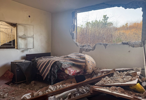 Casas e infraestrutura nas províncias do sul continuam destruídas, um ano após a escalada da guerra no Líbano. @ Maryam Srour/MSF