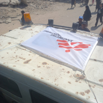Caminhão-pipa de Médicos Sem Fronteiras atacado em setembro de 2025. © MSF