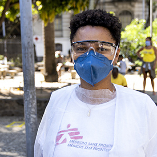 COVID-19 - Rio - Praça da Cruz Vermelha activity