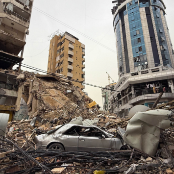 Edifícios residenciais destruídos no bairro de Dahye, no sul de Beirute. Líbano, 14 de março de 2026. ©Maryam Srour/MSF