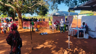 Clínica móvel de MSF recém-instalada em Nanjua, distrito de Ancuabe, norte de Moçambique.