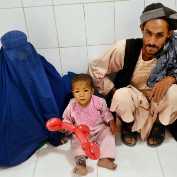Afeganistão: intensificação do conflito restringe acesso de pacientes a hospital de Helmand