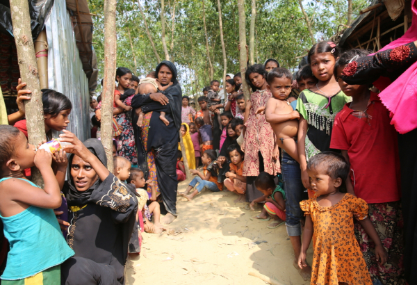 Pesquisas de MSF estimam que pelo menos 6.700 Rohingya foram mortos em um mês em Mianmar