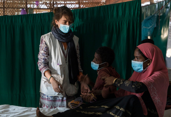 "Tivemos que aprender em 24 horas como tratar pacientes com difteria"