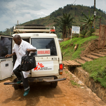 burundi-msf126613-sarahelliott