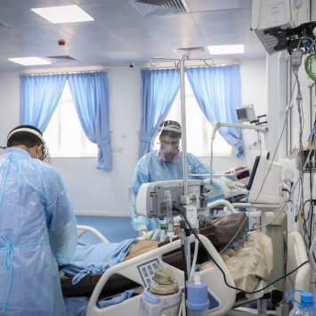 Pandemia de COVID-19 continua a ser agravada pelo medo e pela desinformação no Iêmen