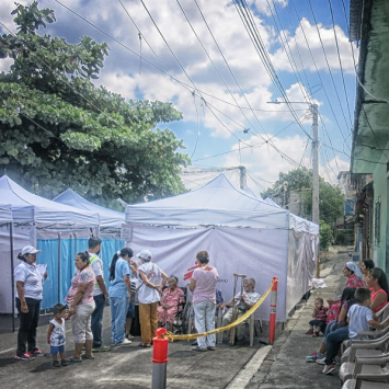 MSF facilita o acesso a cuidados de saúde em San Salvador e Soyapango