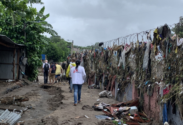 Tempestade Amanda atinge El Salvador, já abalado pela COVID-19