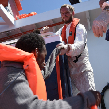 grecia-msf145654-ikram_ngadi