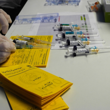 MSF pede vacina contra a pneumonia a preço acessível na véspera de audiência sobre pedido de patente da Pfizer na Índia