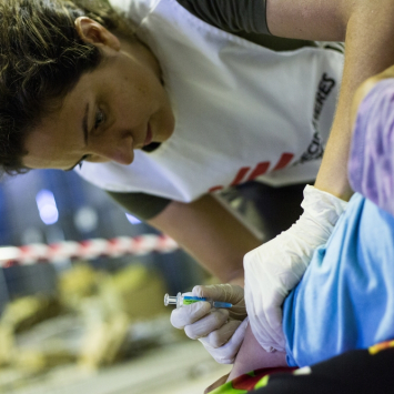 Pneumonia: investidores se juntam a MSF pela redução de preço da vacina