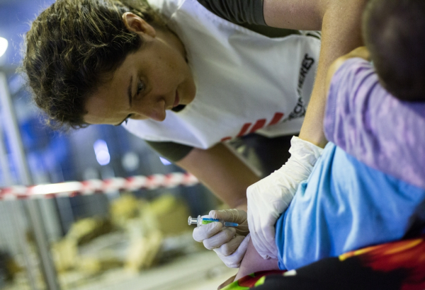 Pneumonia: investidores se juntam a MSF pela redução de preço da vacina