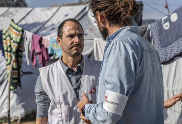 Carta aos líderes europeus: parem de punir os solicitantes de asilo nas ilhas gregas