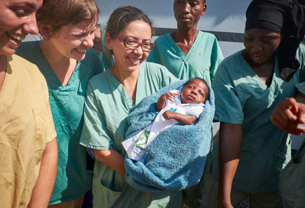 guine-msf157917-sam_phelps