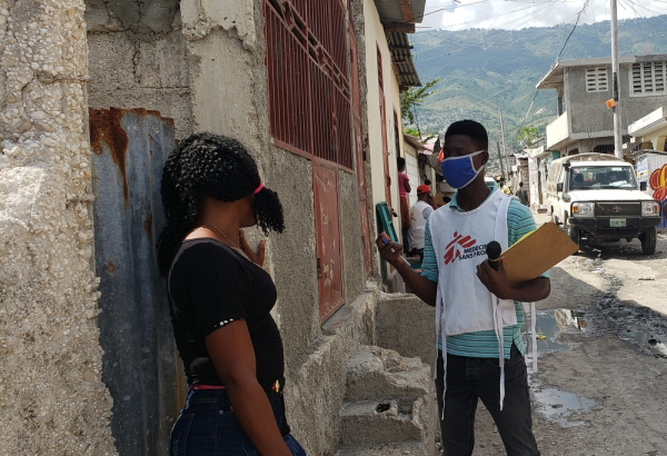 Promotores de saúde de MSF atuam na linha de frente contra a COVID-19 no Haiti