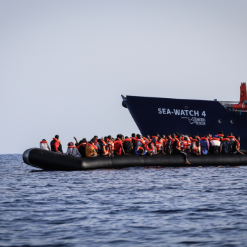 Sea-Watch contesta detenção de navio de busca e salvamento na Itália