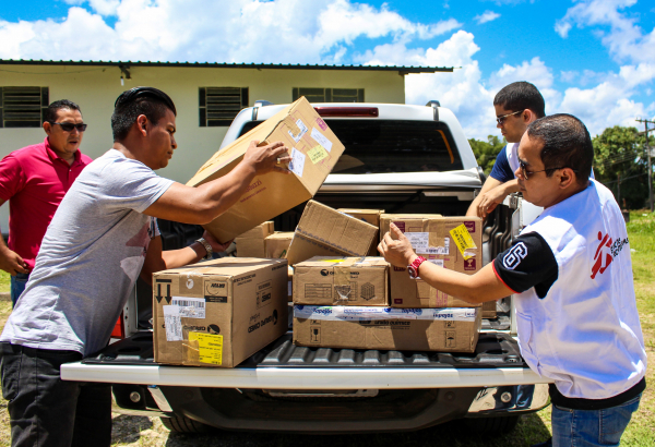 MSF distribui kits de higiene para venezuelanos em Roraima