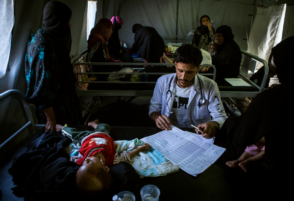 Iraque: MSF atende mais de 300 bebês desnutridos em três meses