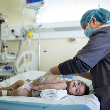 Líbano: serviços de pediatria em Zahle, Vale do Bekaa